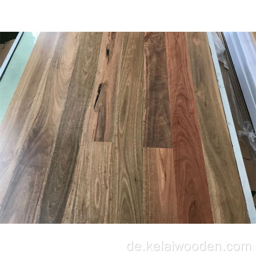 Gefleckter Gum Engineered Wood Floor